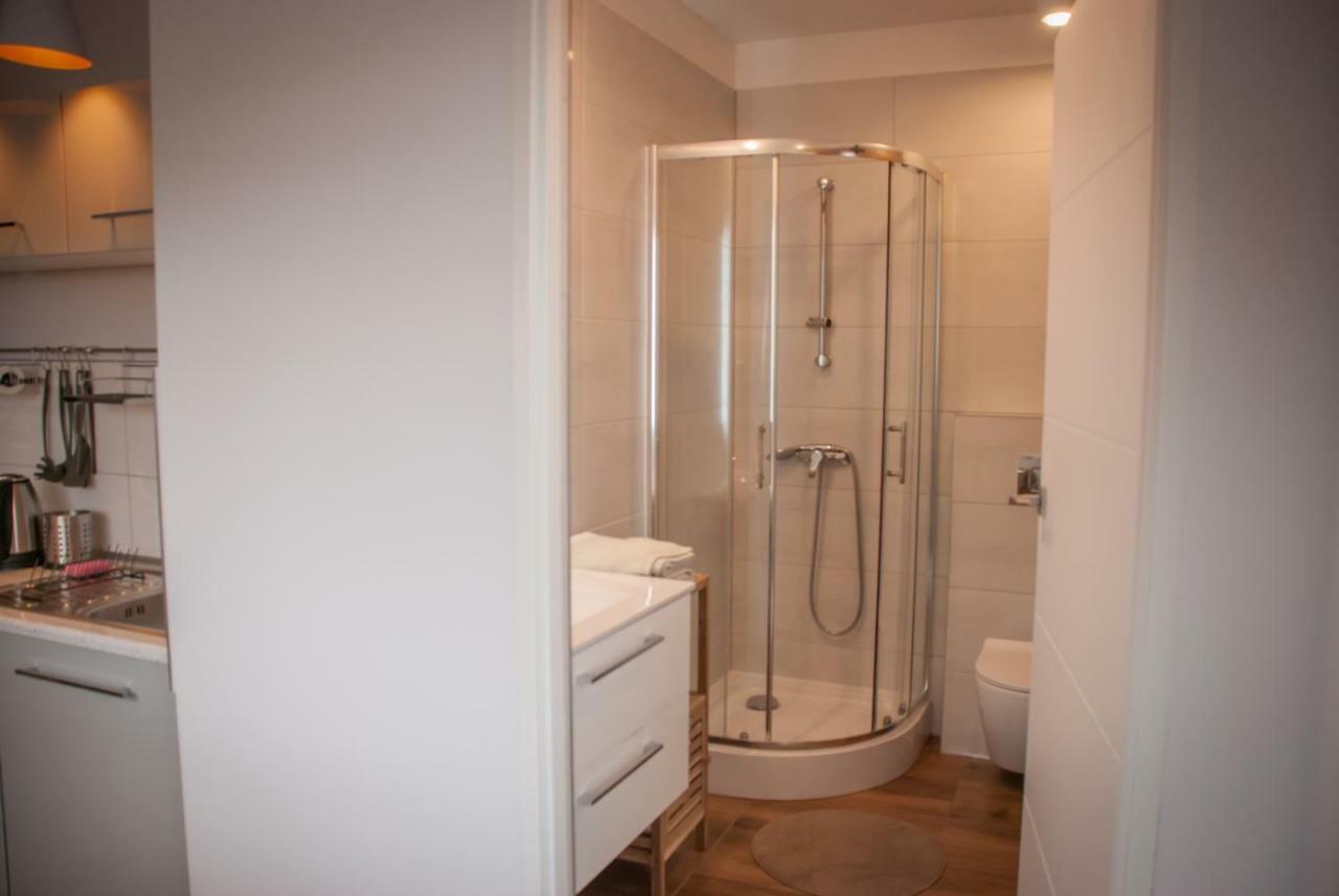 Noclegi "Boczna 5A" Apartamenty Goscinne Bad Salzbrunn Exterior foto