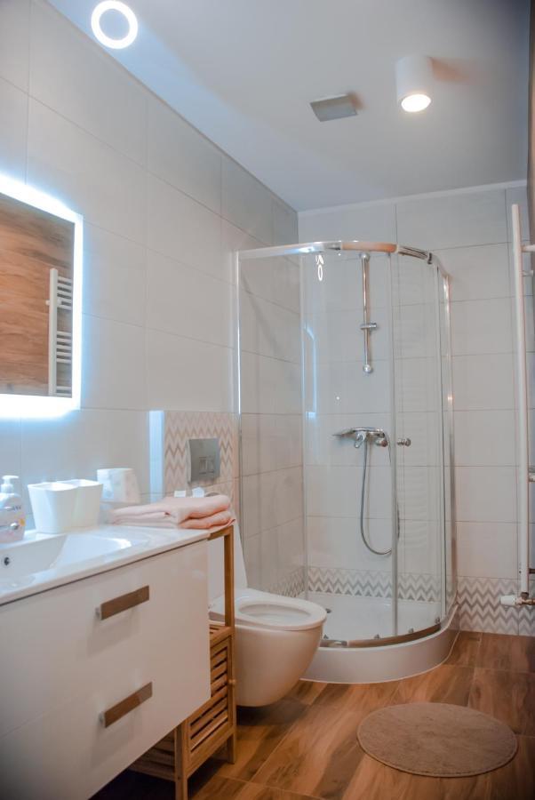 Noclegi "Boczna 5A" Apartamenty Goscinne Bad Salzbrunn Exterior foto